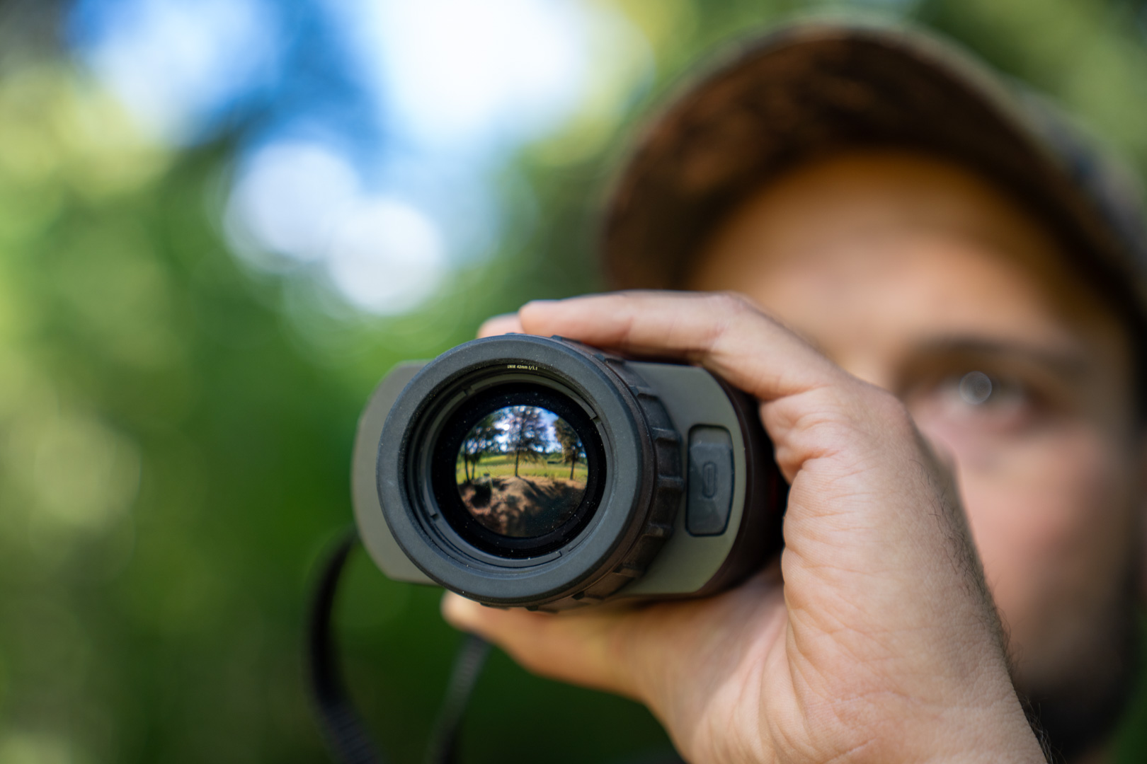 Il generoso obiettivo da 42mm al Gasir del Leica Calonox 2 Sight