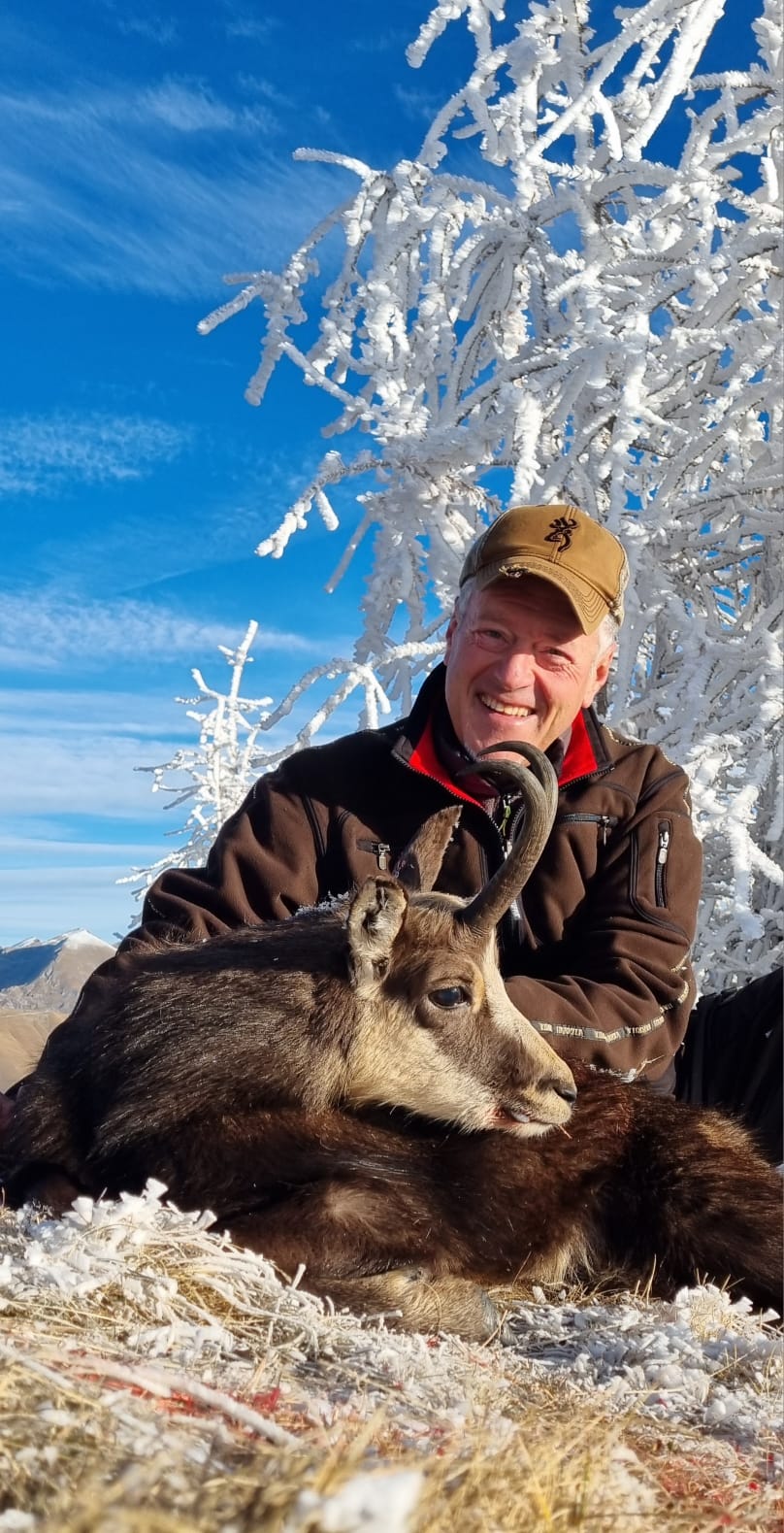 Carlo Torre, che tutti conoscono per i suoi film su Caccia TV Sky, usa il Kamko rosso/marrone da anni con ogni tipo di temperatura.